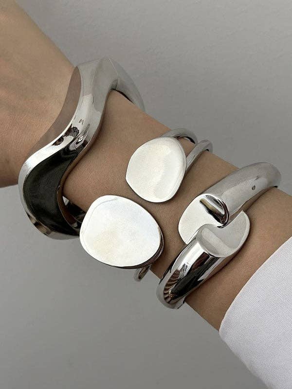 UZ Wholesale Store - Geometric Hollow Solid Color Bracelet Accessories