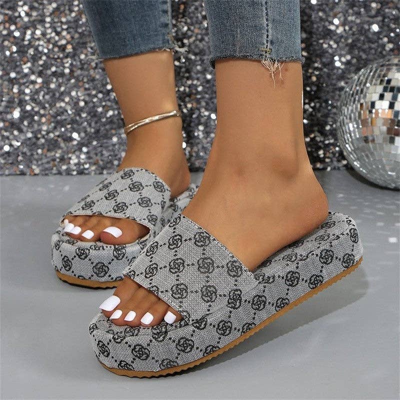 Plum Blossom Embroidery Thick-Soled Slides