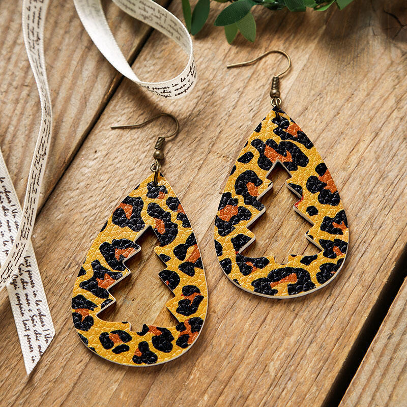 Cutout Christmas Tree Earrings