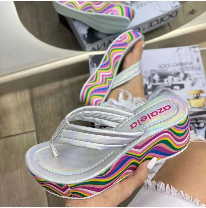 COLORFUL GLOSSY THICK BOTTOM HERRINGBONE BEACH SLIPPERS