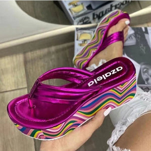 COLORFUL GLOSSY THICK BOTTOM HERRINGBONE BEACH SLIPPERS